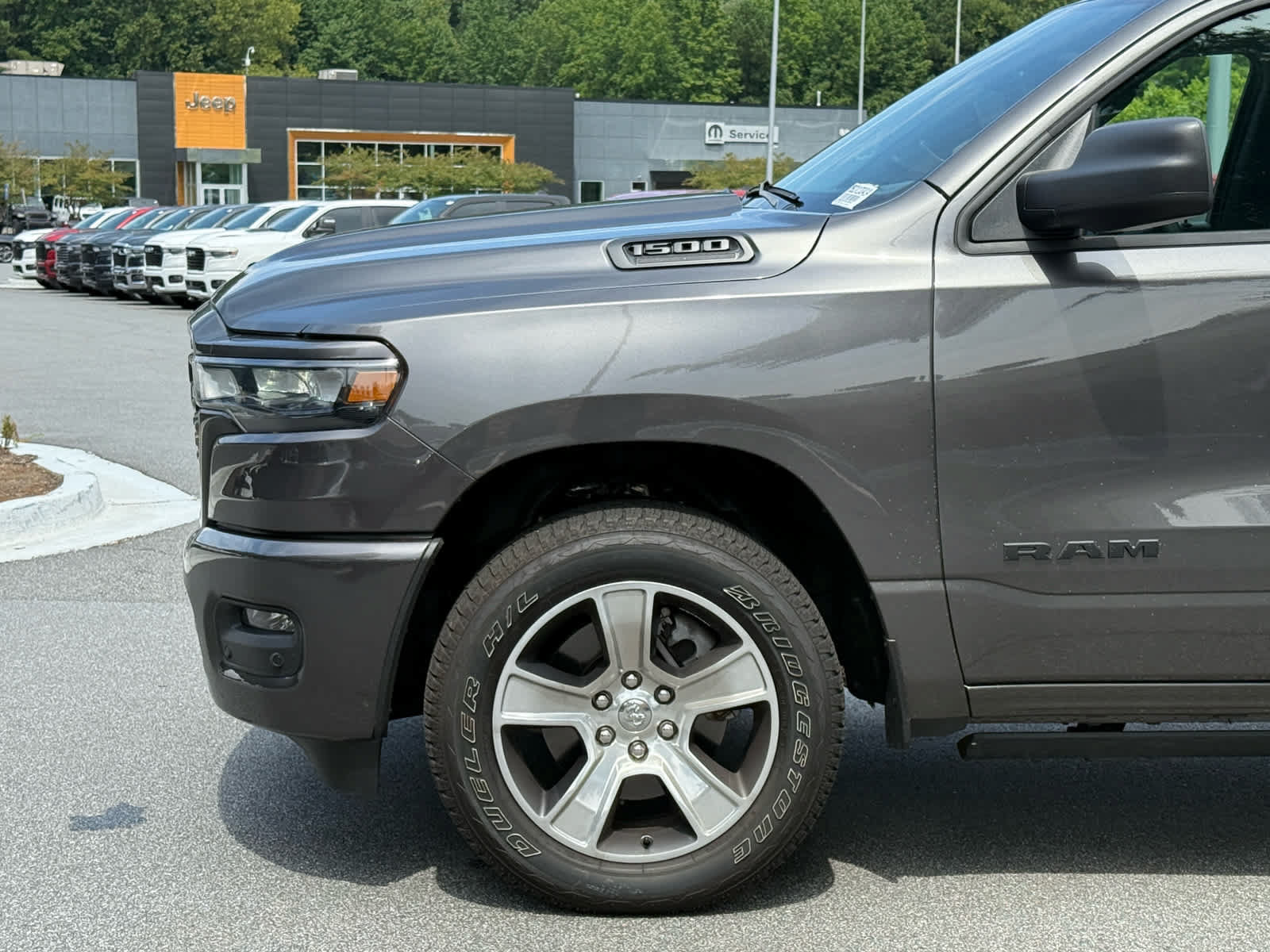 Used 2026 RAM 1500 Express RWD image 10