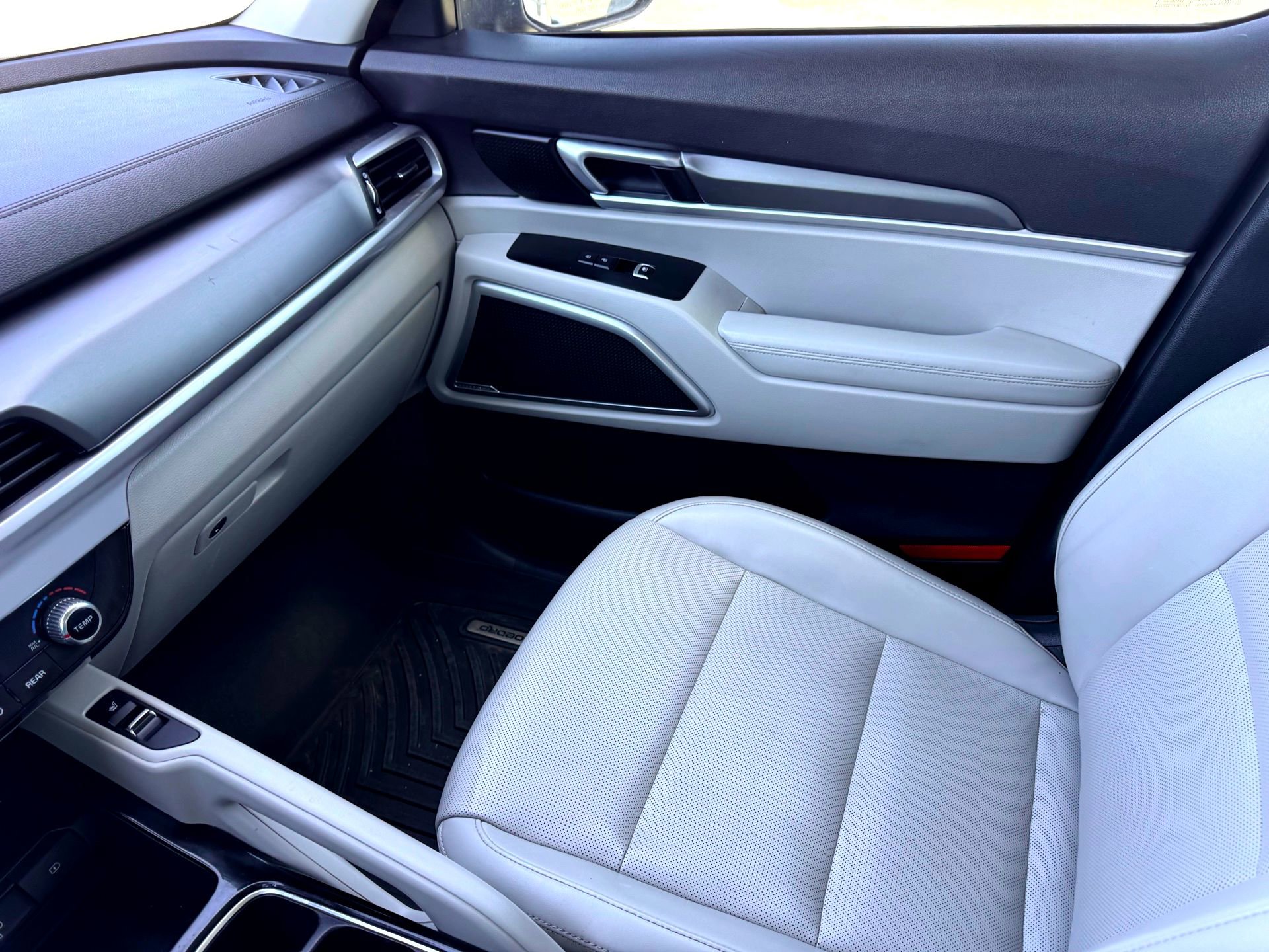 Used 2021 Kia Telluride S FWD image 30