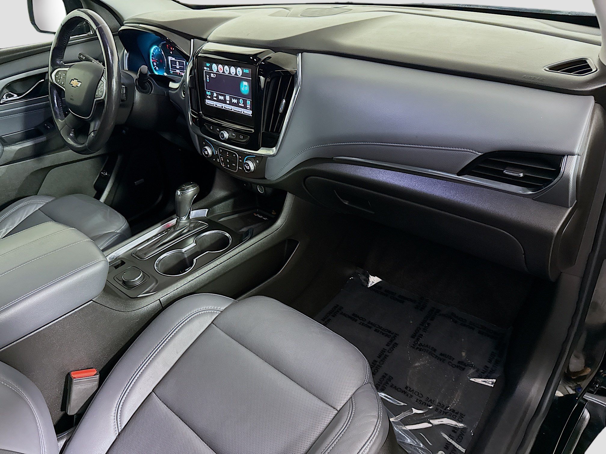 Used 2018 Chevrolet Traverse Premier w/ Driver Confidence II Package FWD image 30