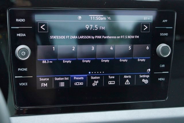 Used 2026 Volkswagen Jetta SE FWD image 22