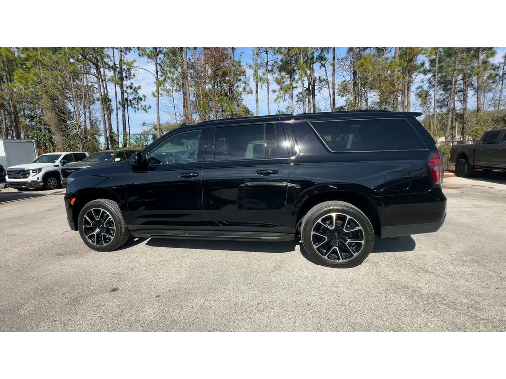 Certified 2023 Chevrolet Suburban RST w/ Luxury Package image 6