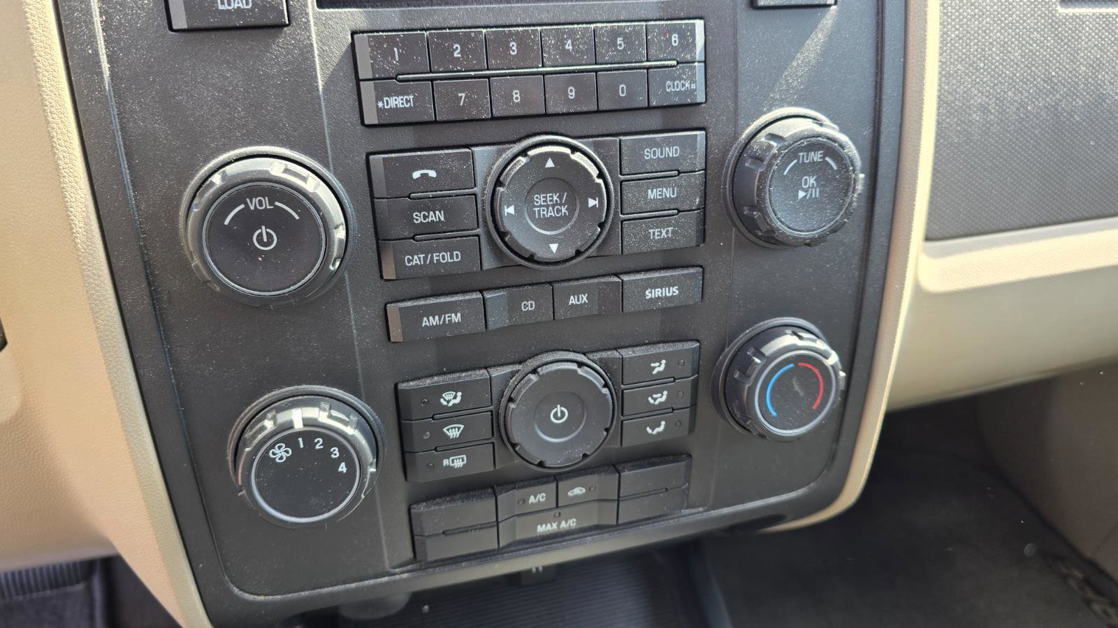 Used 2009 Ford Escape XLS FWD image 8