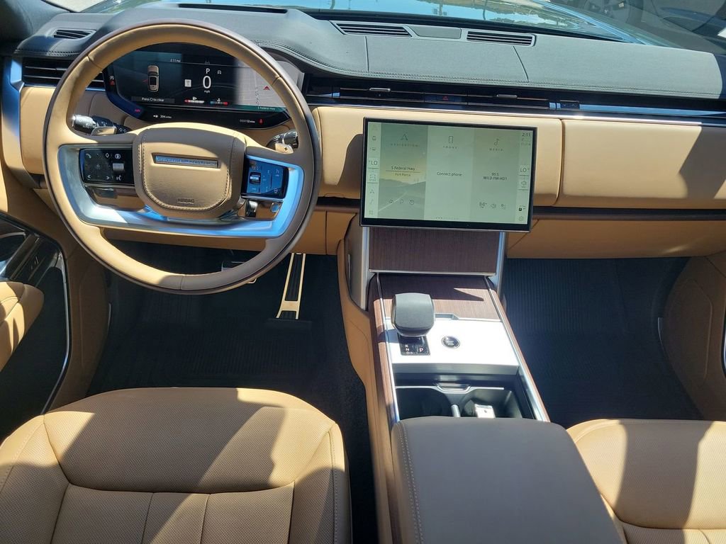 New 2026 Land Rover Range Rover SE image 18