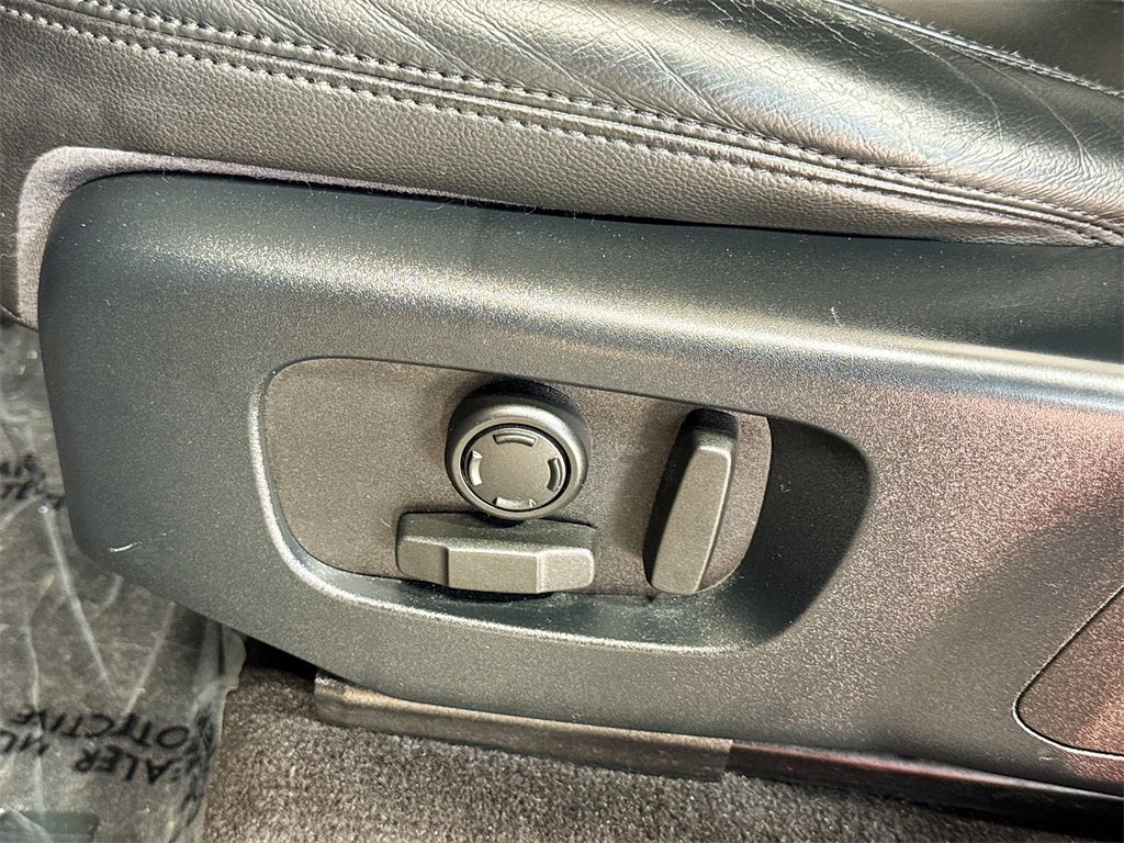 Used 2018 Land Rover Range Rover Sport SE image 24