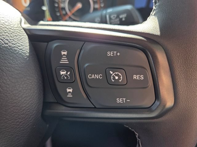 Used 2026 Jeep Gladiator Sport AWD/4WD image 24