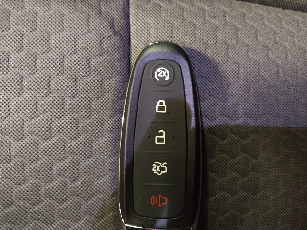 Used 2019 Ford Escape SE FWD image 32