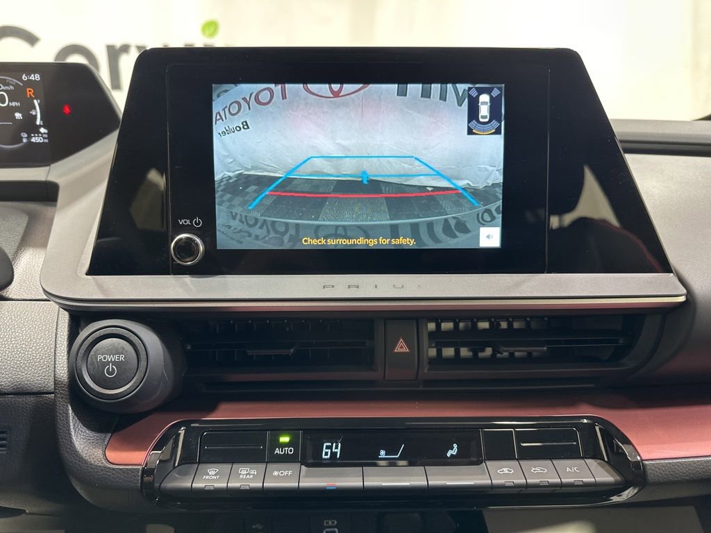 Used 2025 Toyota Prius Plug-In Hybrid image 32