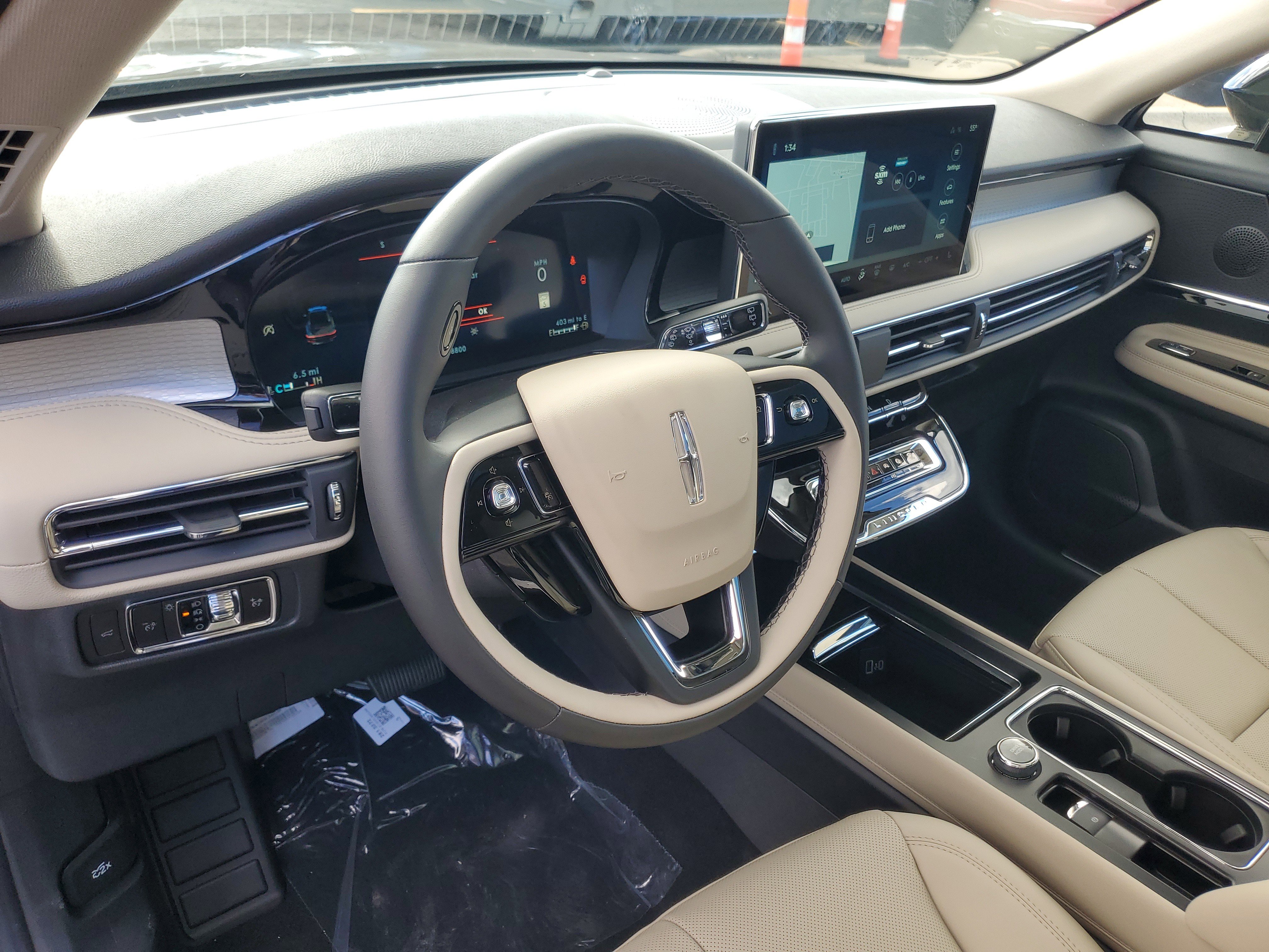 New 2026 Lincoln Corsair Premiere image 13