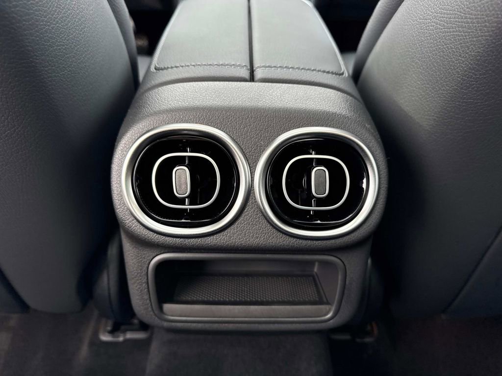 New 2026 Mercedes-Benz GLC 300 4MATIC image 15