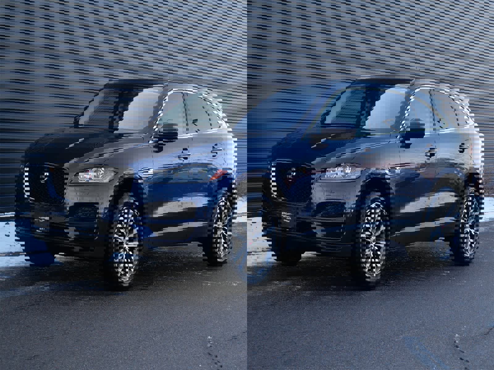 Used 2018 Jaguar F-PACE Prestige image 1