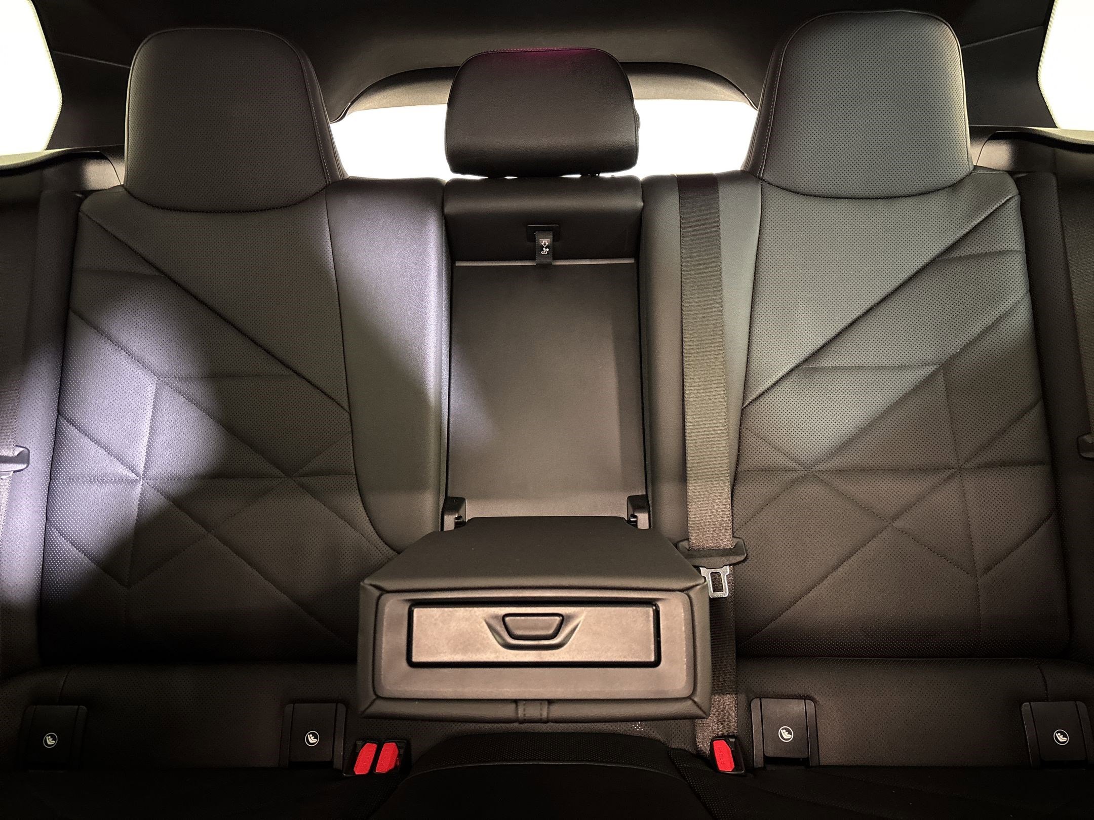 Certified 2023 BMW iX xDrive50 image 29