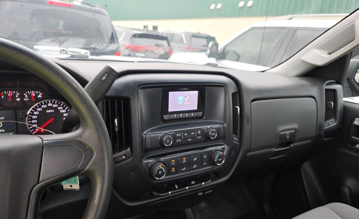 Used 2015 Chevrolet Silverado 1500 W/T w/ Trailering Package AWD/4WD image 15