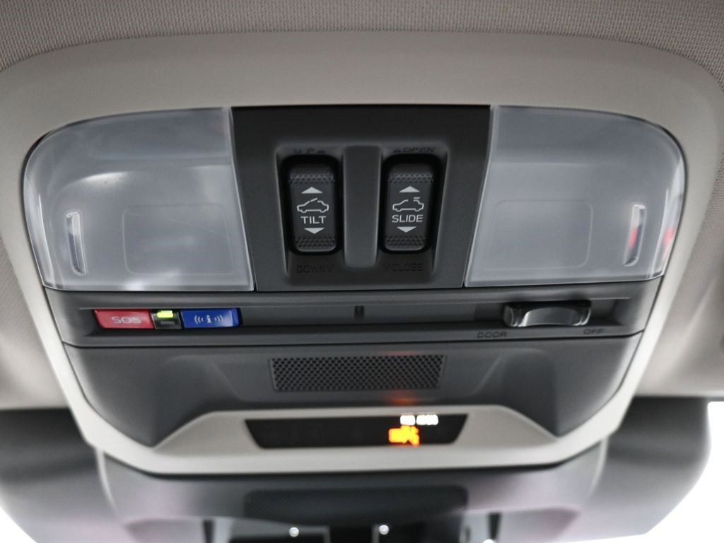 Used 2024 Subaru Impreza 2.0i Sport image 27