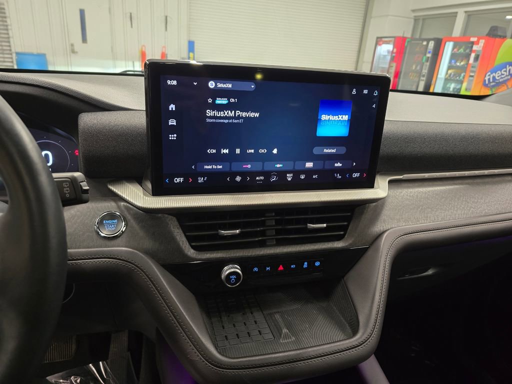 Used 2025 Ford Explorer Platinum w/ LUX Leather Package image 23