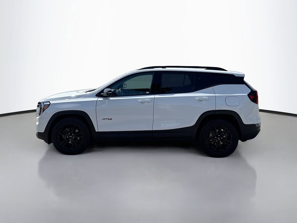 Used 2024 GMC Terrain AT4 image 4