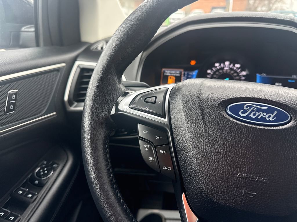 Used 2024 Ford Edge SEL w/ Convenience Package image 34