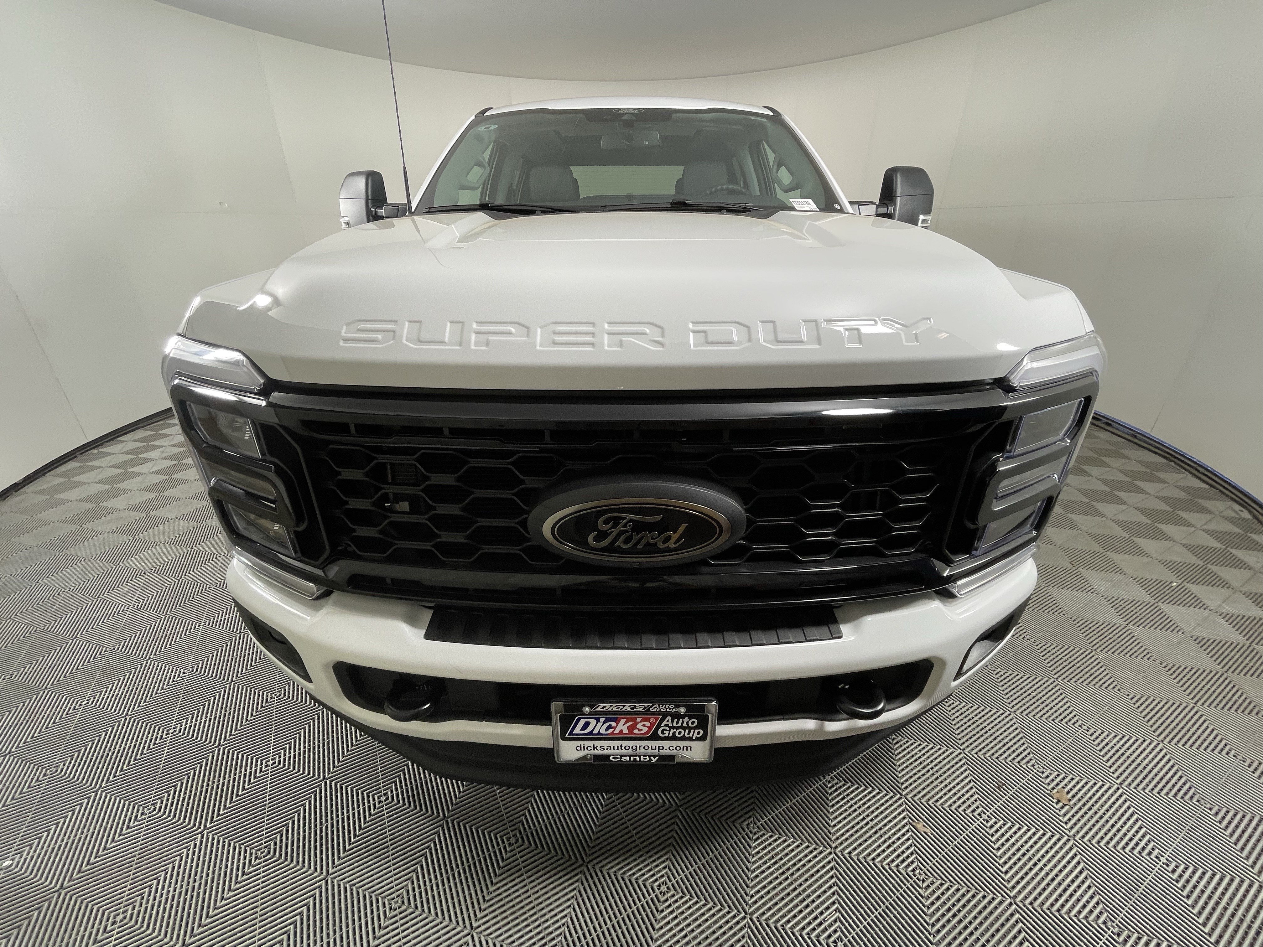 New 2026 Ford F250 XLT w/ XLT Premium Package AWD/4WD image 7