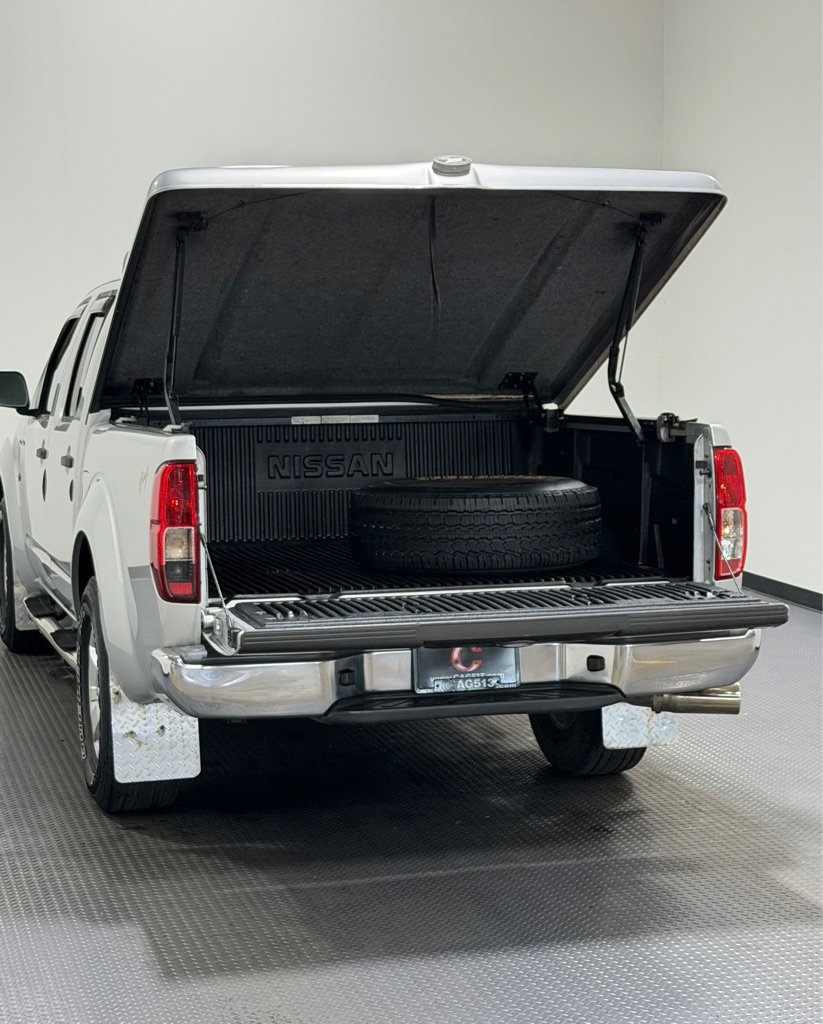 Used 2011 Nissan Frontier S RWD image 9