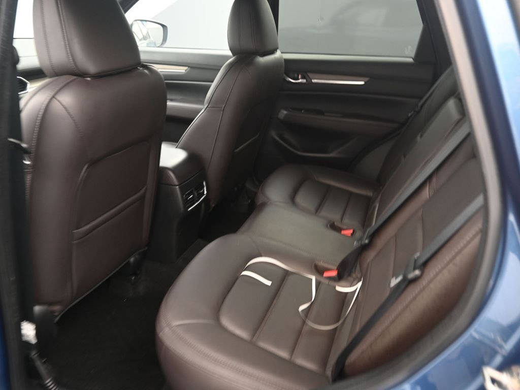Used 2023 MAZDA CX-5 Signature image 17
