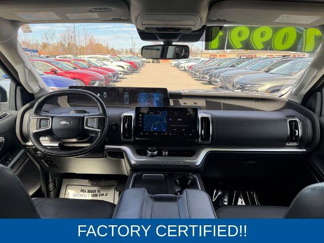 Certified 2025 Ford Expedition Max Platinum w/ Driver's Package AWD/4WD image 5