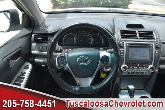 Used 2014 Toyota Camry SE FWD image 24