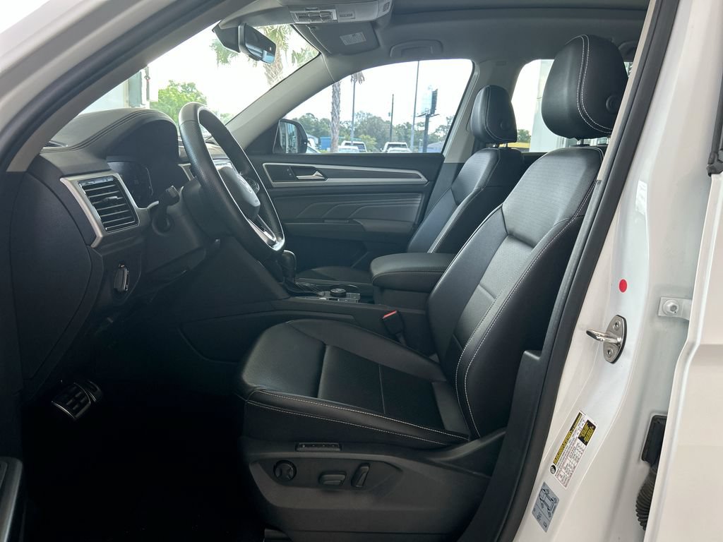 Certified 2021 Volkswagen Atlas SEL R-Line AWD/4WD image 11