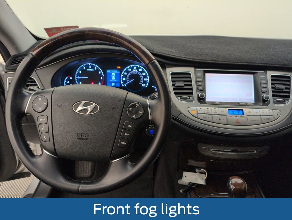 Used 2010 Hyundai Genesis 4.6 image 24