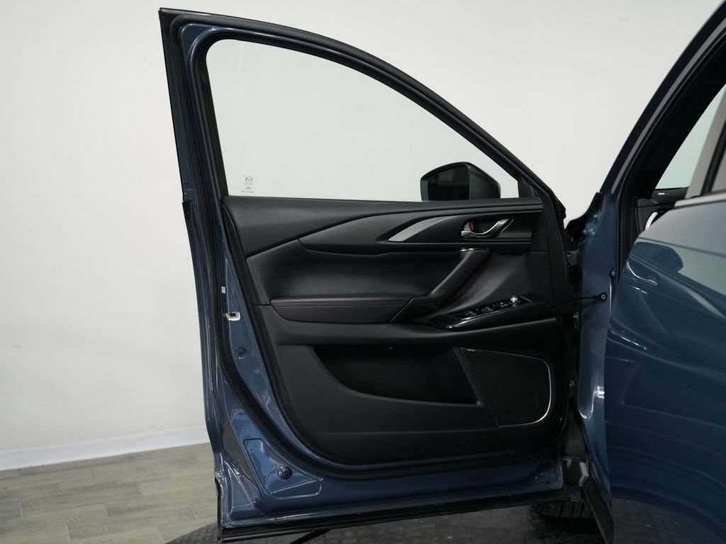 Used 2023 MAZDA CX-9 Carbon Edition AWD/4WD image 10