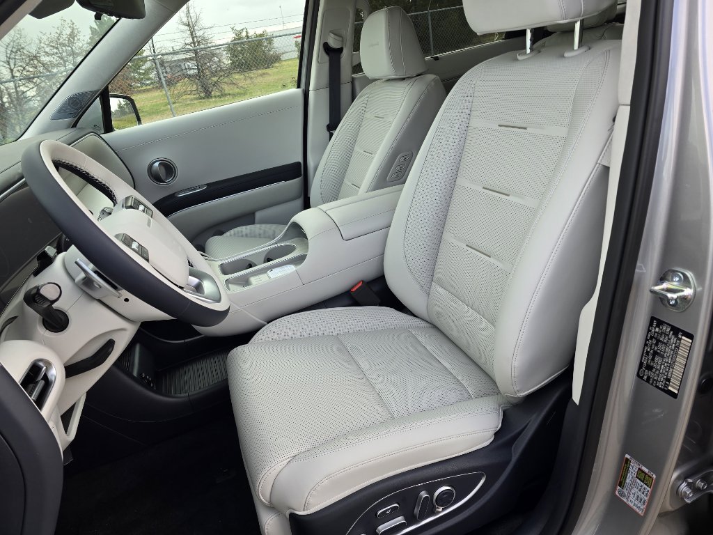 New 2026 Hyundai Palisade Calligraphy image 13