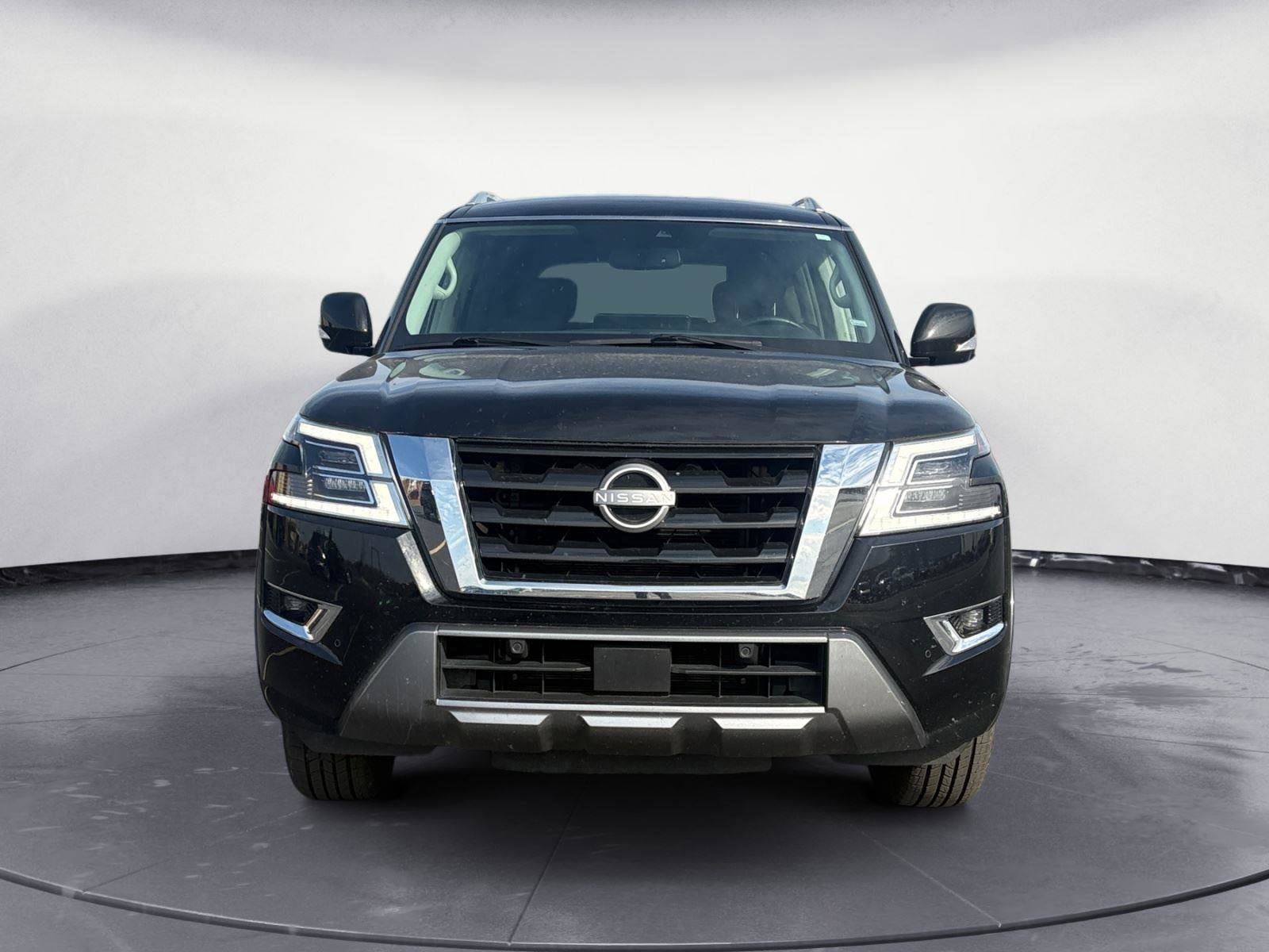 Used 2024 Nissan Armada SV image 8