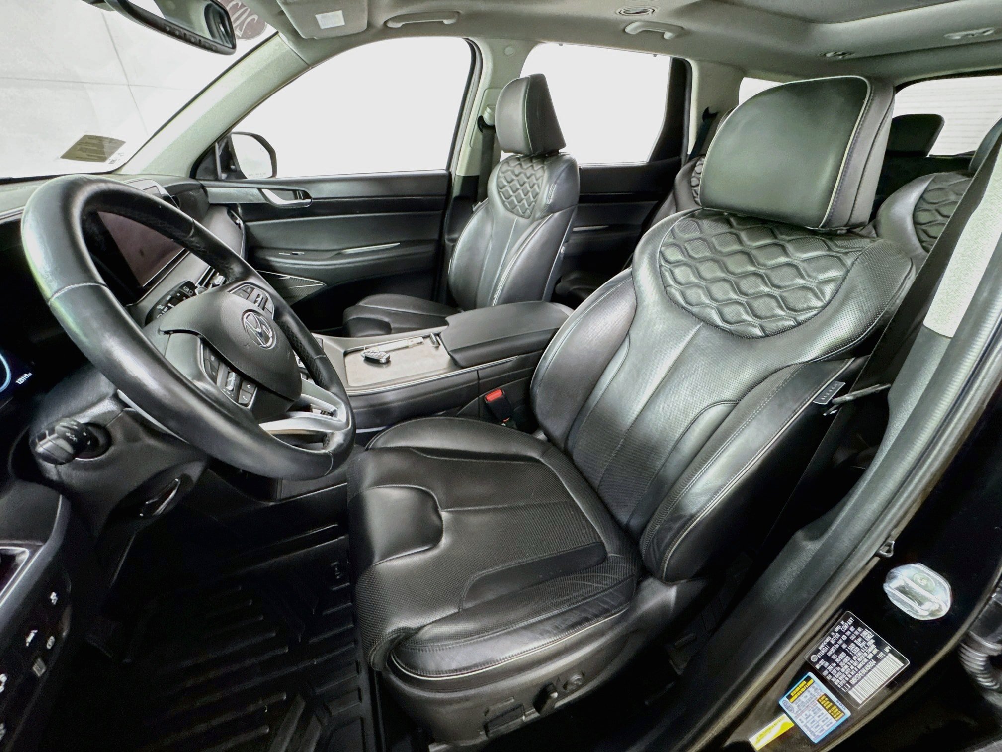 Used 2022 Hyundai Palisade Limited AWD/4WD image 17