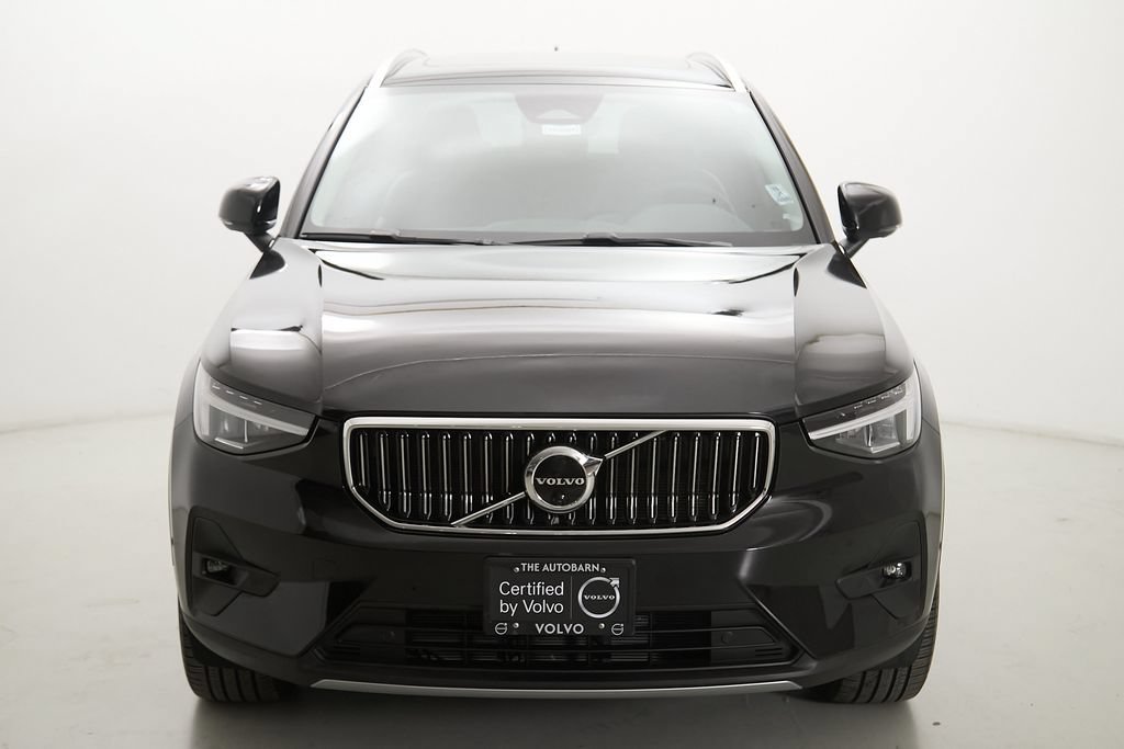 Certified 2023 Volvo XC40 B5 Plus w/ Driver Assist Package AWD/4WD image 5