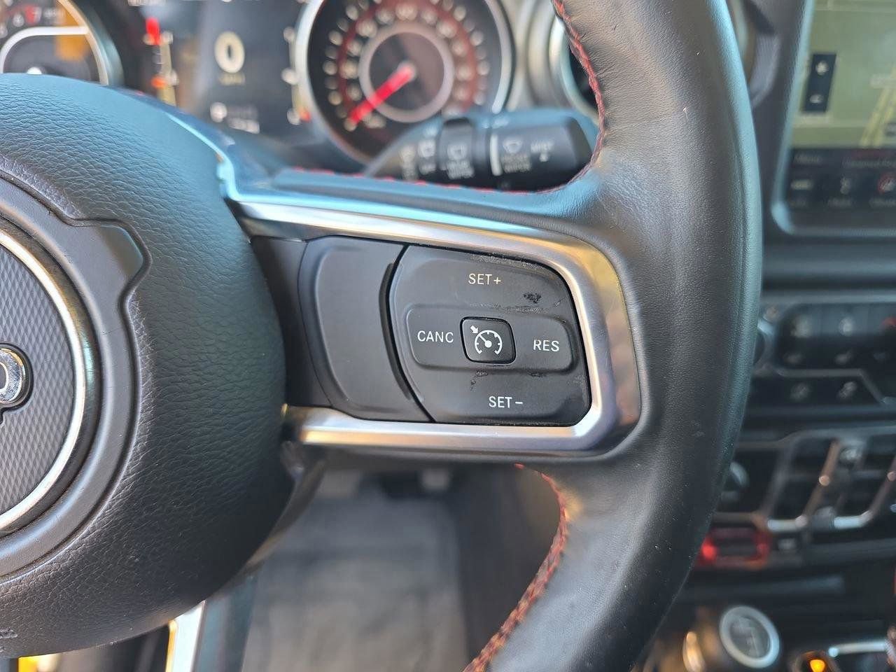 Used 2018 Jeep Wrangler Unlimited Rubicon image 31