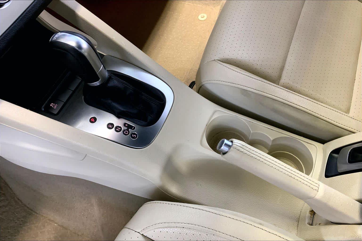 Used 2016 Volkswagen Eos Komfort FWD image 17