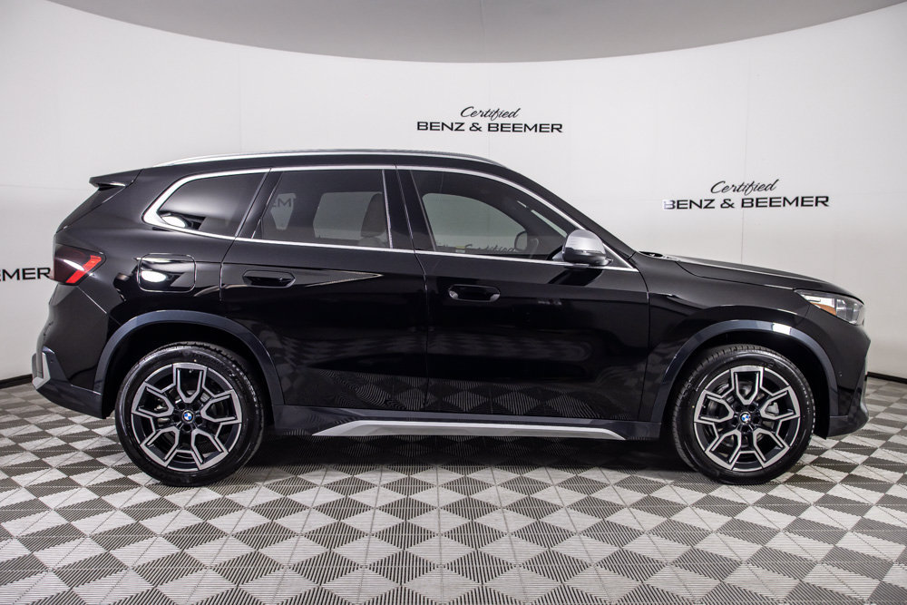 Used 2023 BMW X1 xDrive28i w/ Convenience Package AWD/4WD image 3