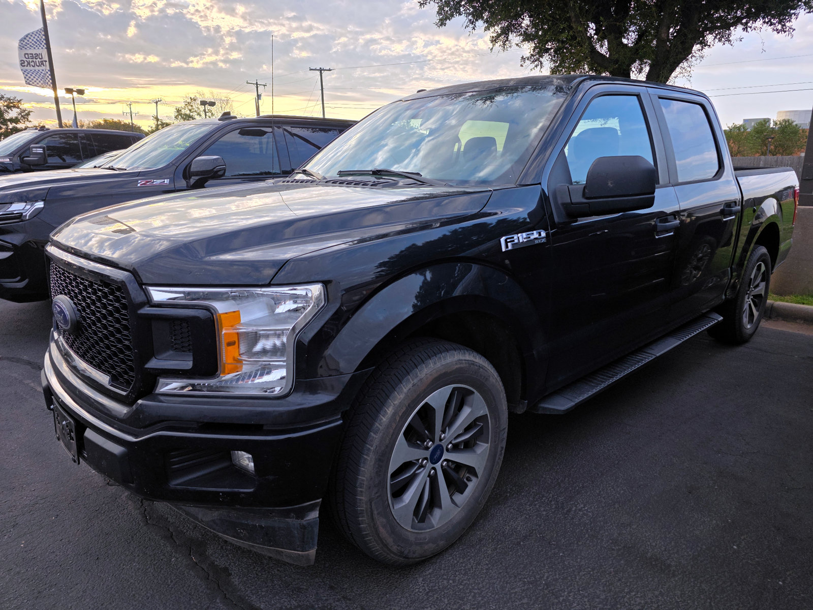 Certified 2019 Ford F150 XL w/ Equipment Group 101A Mid RWD image 1