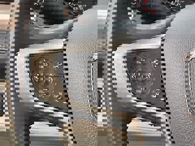 Used 2023 GMC Acadia Denali image 12