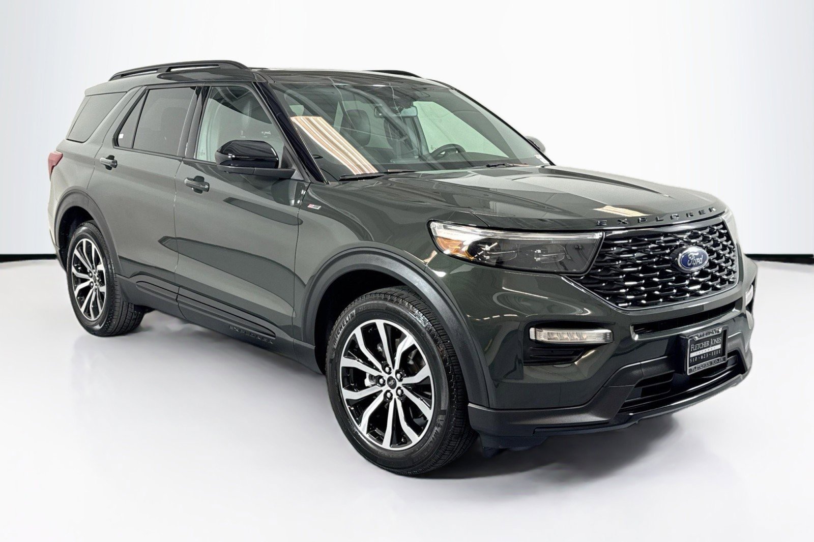 Used 2022 Ford Explorer ST-Line w/ Class IV Trailer Tow Package image 3