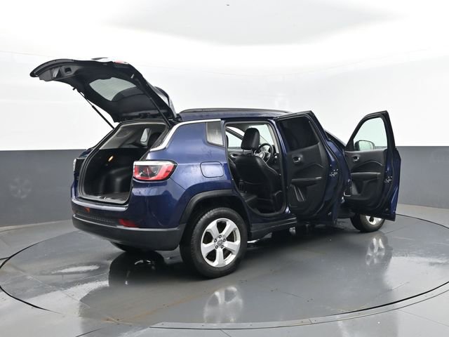 Used 2018 Jeep Compass Latitude image 31