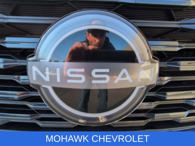 Used 2023 Nissan Rogue S image 30