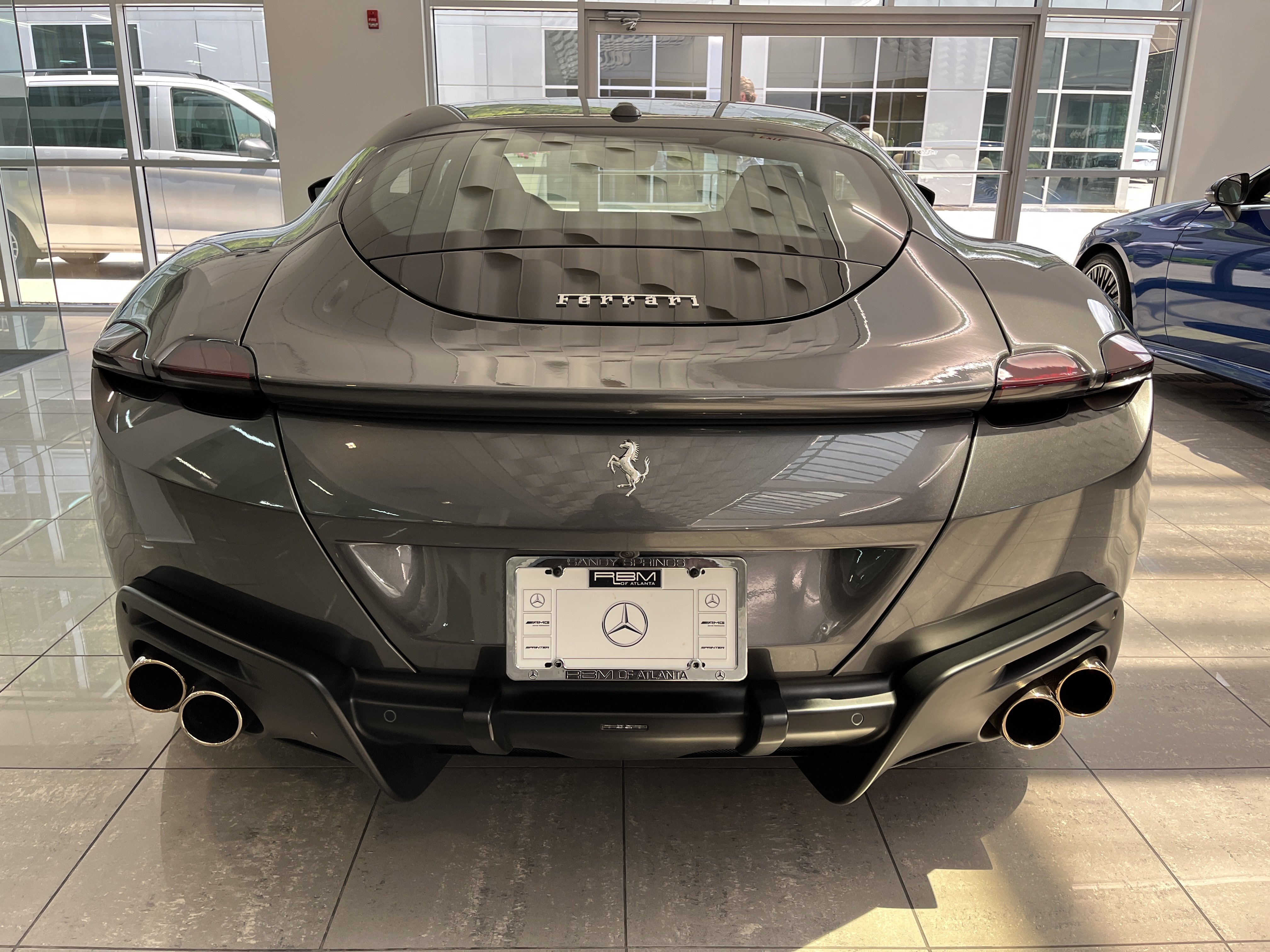 Used 2022 Ferrari Roma RWD image 7