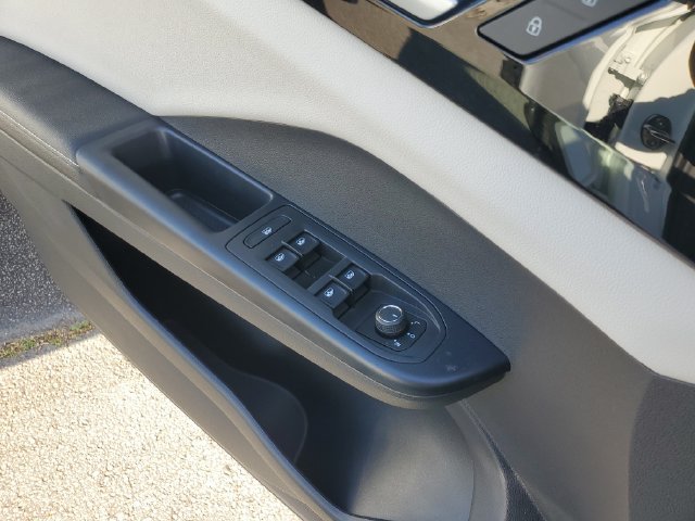New 2027 Volkswagen Taos S FWD image 36