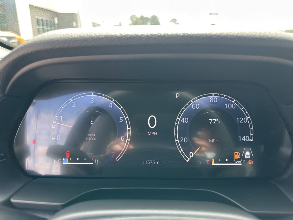 Used 2024 Jeep Grand Cherokee Limited image 16