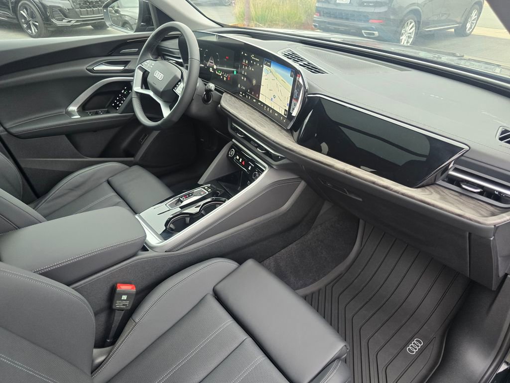 Used 2025 Audi Q5 Premium Plus AWD/4WD image 37