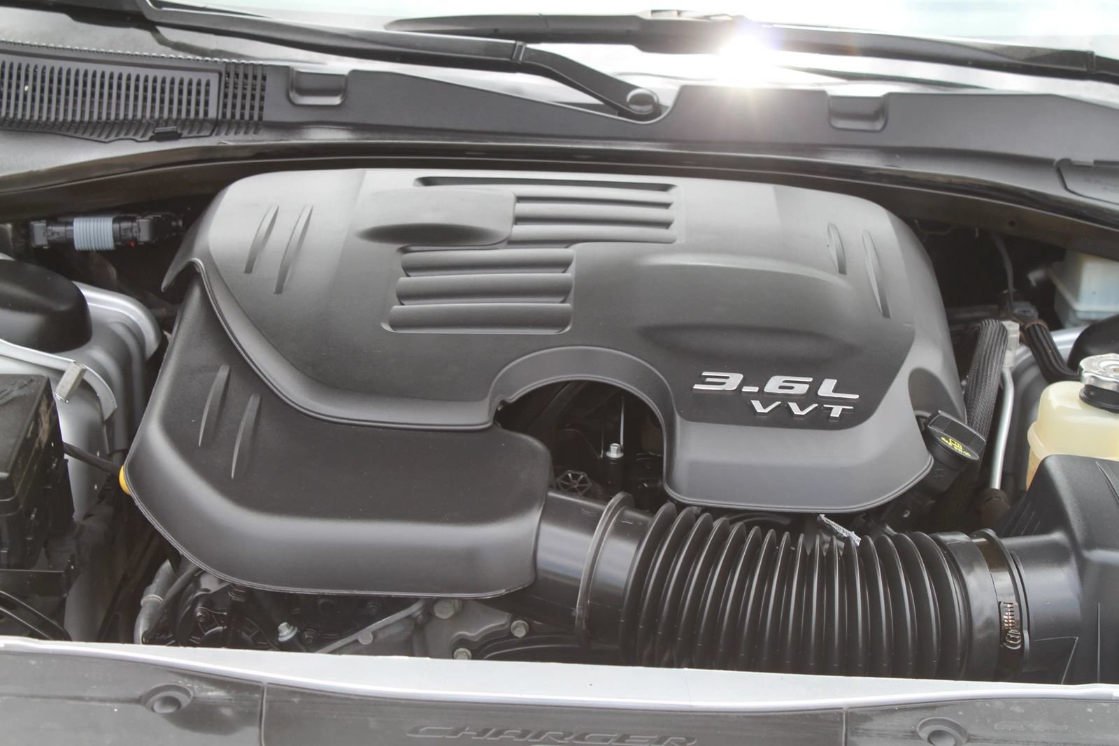Used 2023 Dodge Charger SXT w/ Blacktop Package RWD image 20