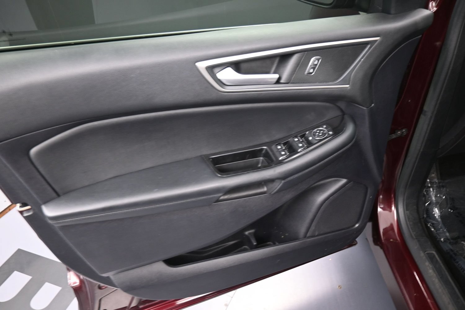 Used 2020 Ford Edge SEL w/ Convenience Package FWD image 13