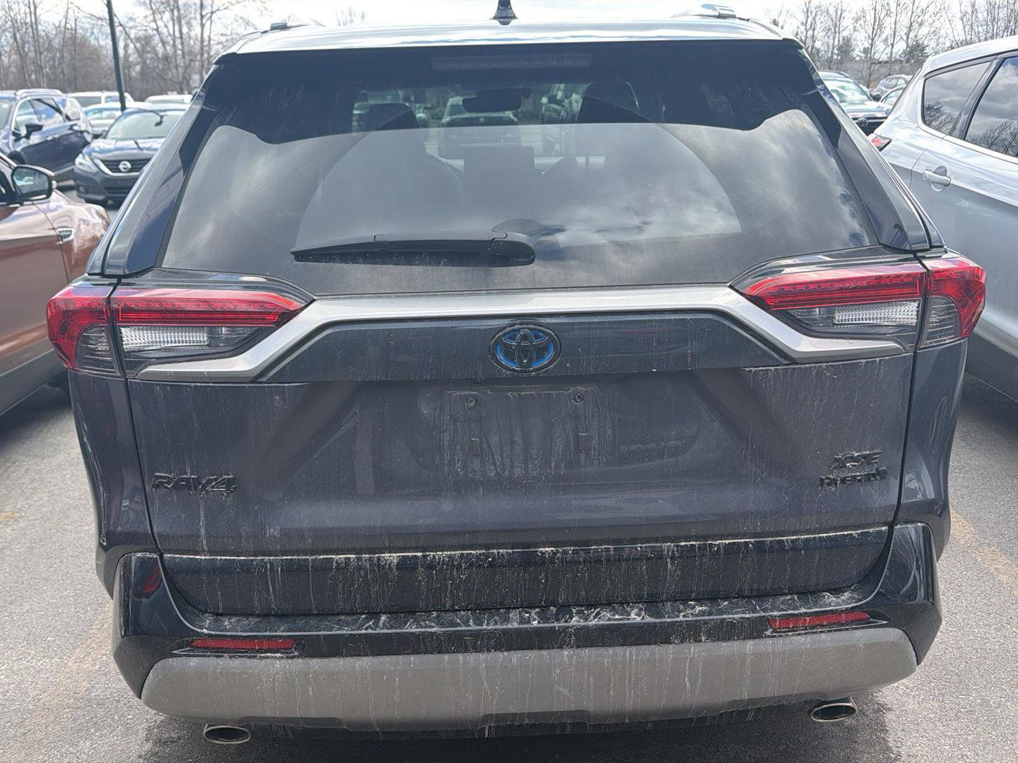 Used 2024 Toyota RAV4 XSE w/ Weather Package AWD/4WD image 8