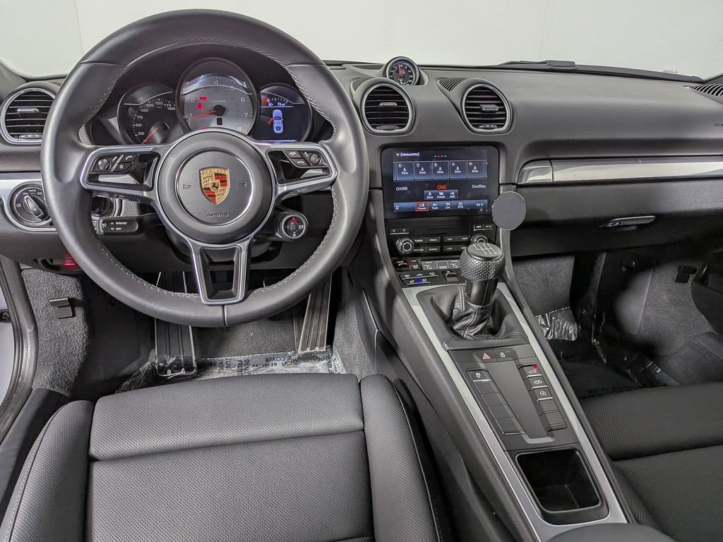 Used 2025 Porsche 718 Cayman S RWD image 19