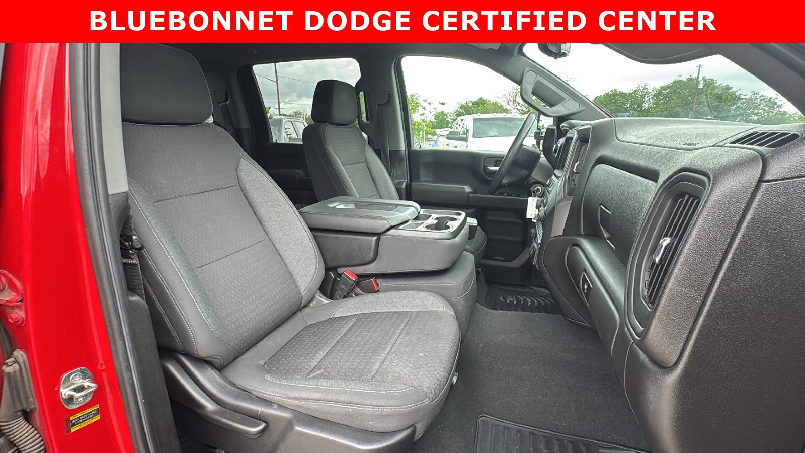 Used 2022 Chevrolet Silverado 2500 Custom w/ Custom Value Package image 30