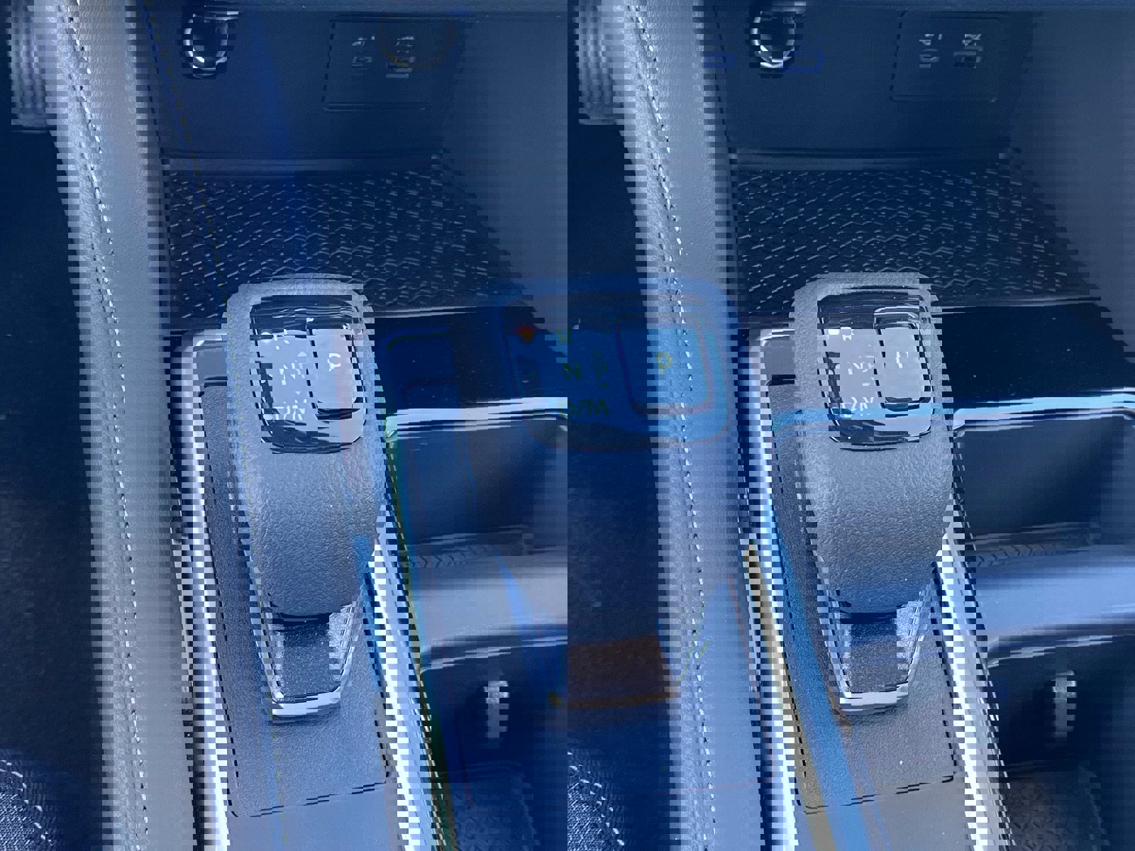 New 2025 Nissan Pathfinder SV image 31